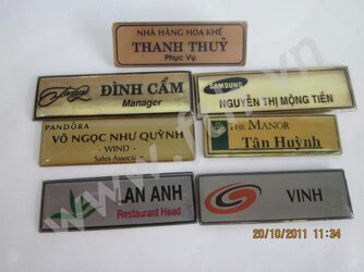 Bang Ten Nhan Vien, Huy Hieu, The Nhan Vien Bang Dong (18).jpg